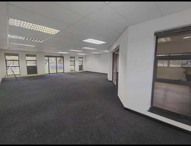 149M² OFFICE TO LET IN HURLINGHAM